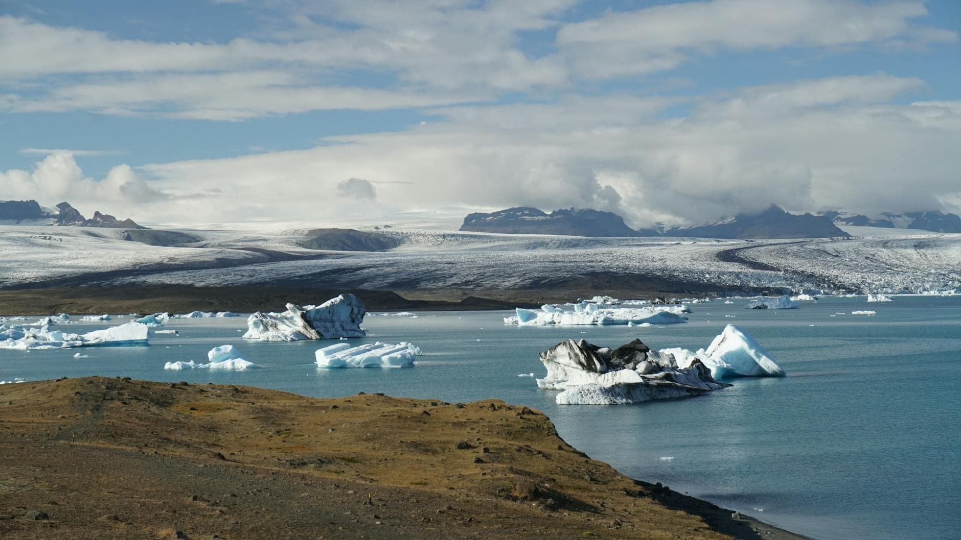 Iceland aurora landscape